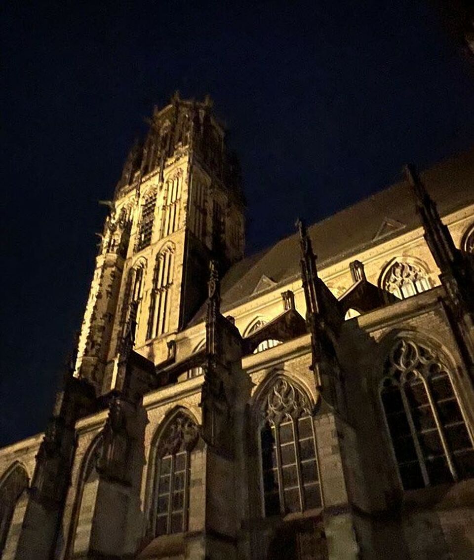 Das Duisburger Rathaus Das Duisburger Rathausv